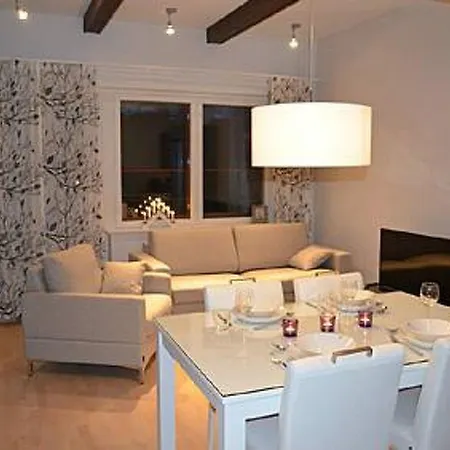 Holiday Castillo Kelotahti A4 بيت للعطل ساريسيلكا